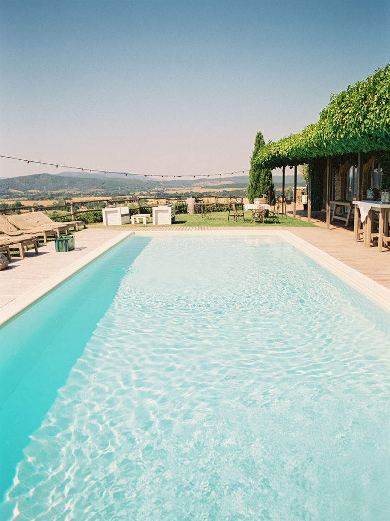 Tuscany wedding photographer